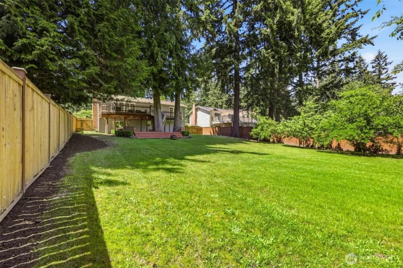 Property photo for 7612 135th Place Ne, Redmond photo 29