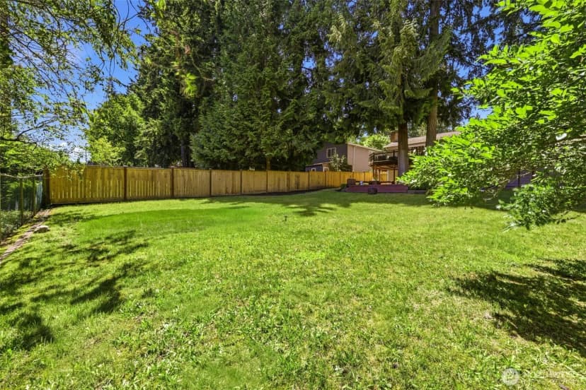 Property photo for 7612 135th Place Ne, Redmond photo 31