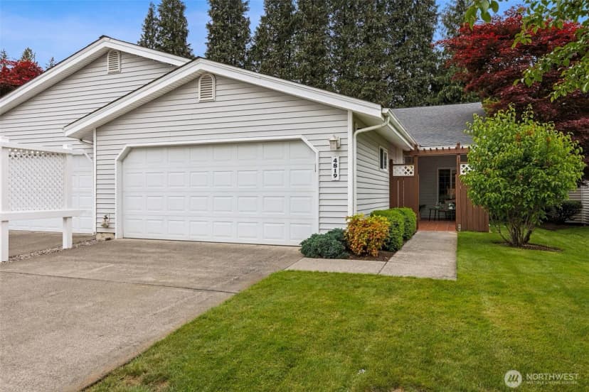 Property photo for 4819 Stratford Lane Se, Olympia