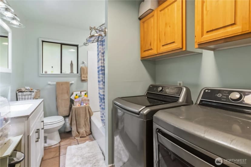 Property photo for 16204 Se 116th Street, Renton photo 13