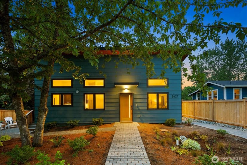 Property photo for 8627 30th Avenue Sw, Seattle photo 24