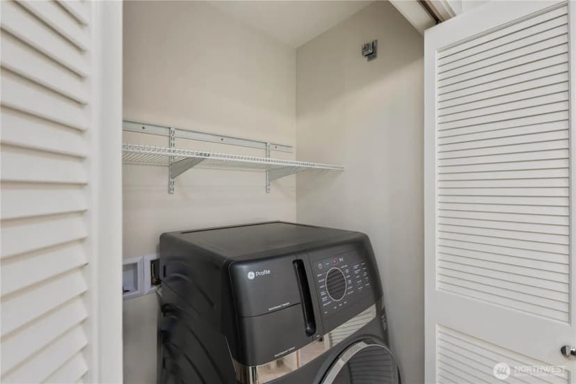 Property photo for 8627 30th Avenue Sw, Seattle photo 18