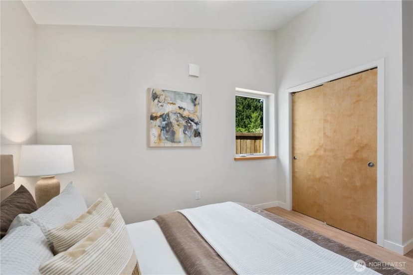 Property photo for 8627 30th Avenue Sw, Seattle photo 14