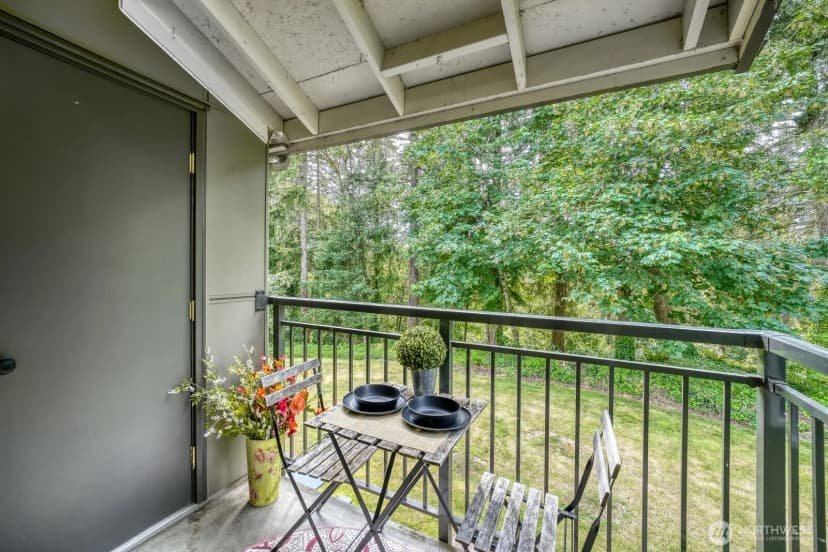 Property photo for 31500 33rd Place Sw #c204, Federal Way photo 10