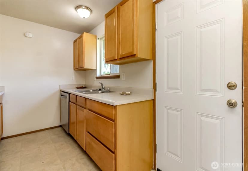 Property photo for 759 3rd Avenue N, Kent photo 15