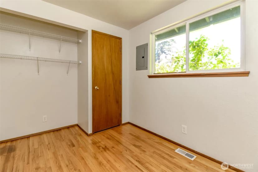 Property photo for 759 3rd Avenue N, Kent photo 22