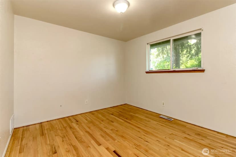 Property photo for 759 3rd Avenue N, Kent photo 27