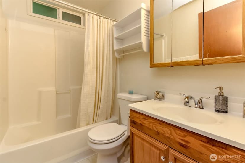 Property photo for 759 3rd Avenue N, Kent photo 21