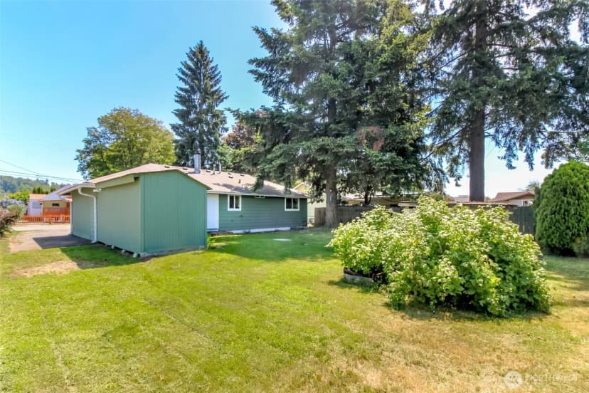 Property photo for 759 3rd Avenue N, Kent photo 16