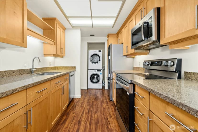 Property photo for 1301 Spring Street #8b, Seattle photo 12