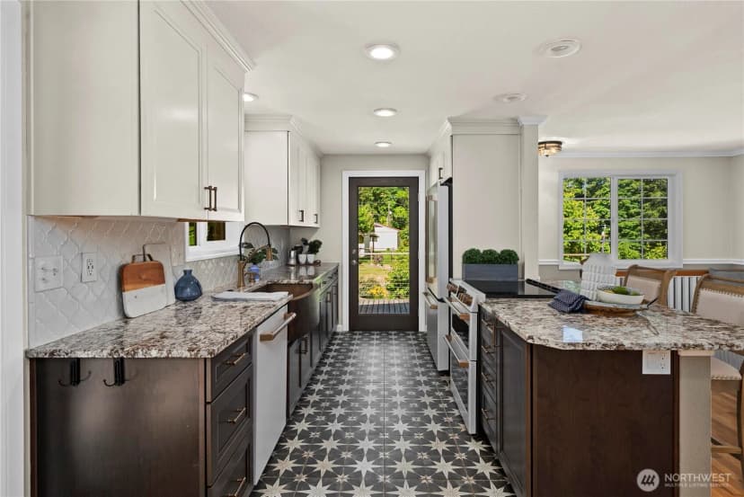 Property photo for 17208 3rd Avenue Nw, Lakebay photo 13