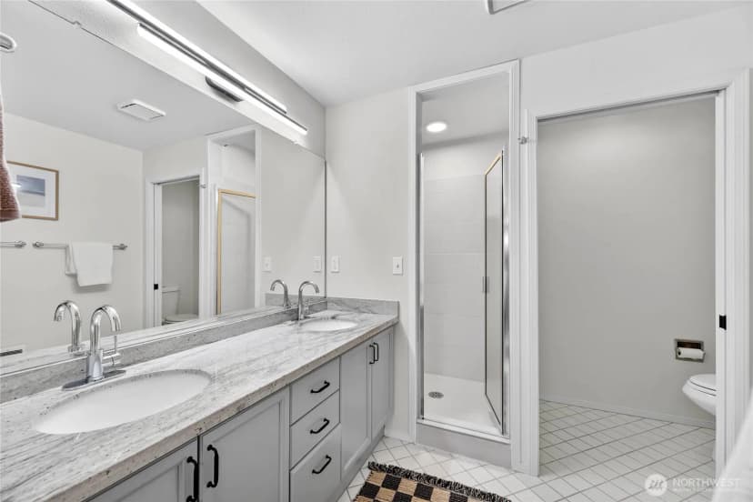 Property photo for 4457 44th Avenue Sw #101, Seattle photo 19