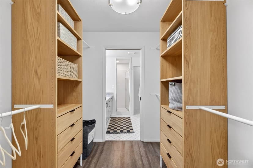 Property photo for 4457 44th Avenue Sw #101, Seattle photo 18