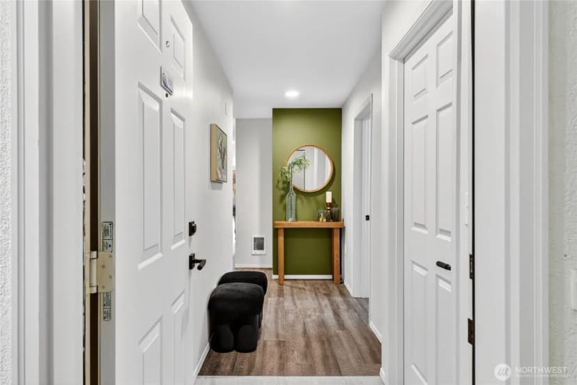 Property photo for 4457 44th Avenue Sw #101, Seattle photo 5