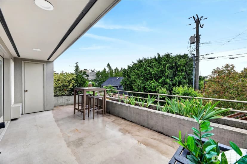 Property photo for 4457 44th Avenue Sw #101, Seattle photo 25