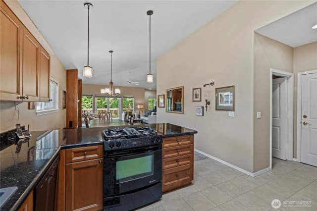 Property photo for 1813 Cedar Springs Lane, Anacortes photo 4