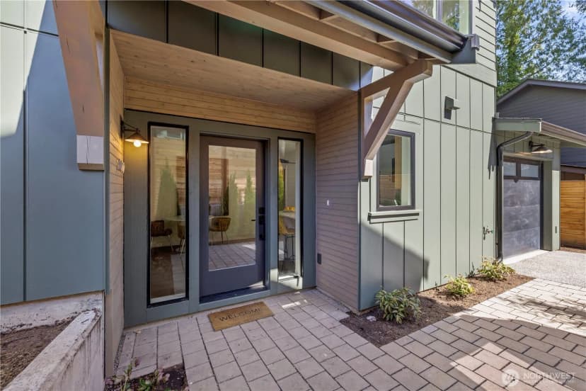 Property photo for 3022 Ne 95th, Seattle photo 4