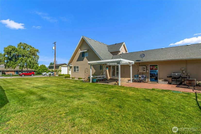 Property photo for 2509 Nw Boston Avenue, East Wenatchee photo 32