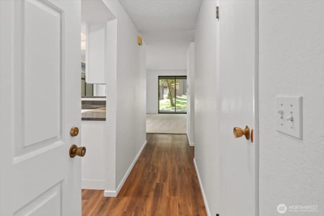 Property photo for 10015 Ne 123rd Street #g-a, Kirkland photo 3