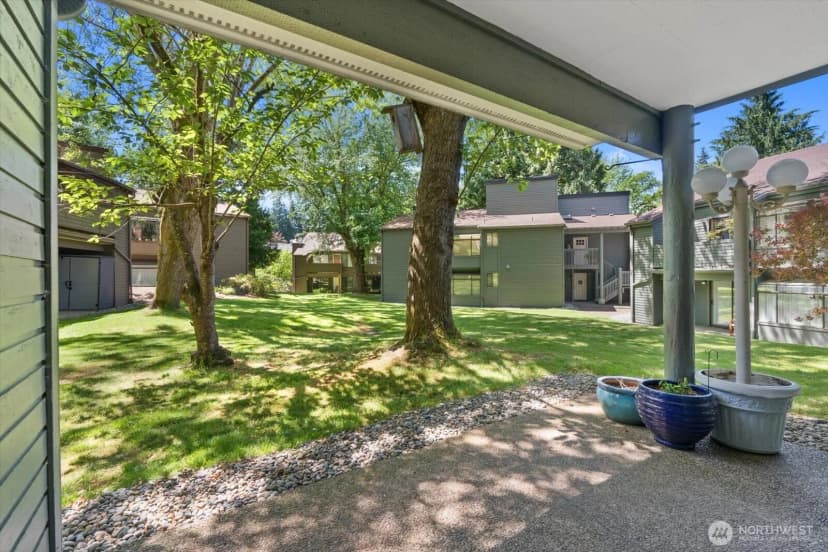 Property photo for 10015 Ne 123rd Street #g-a, Kirkland photo 17