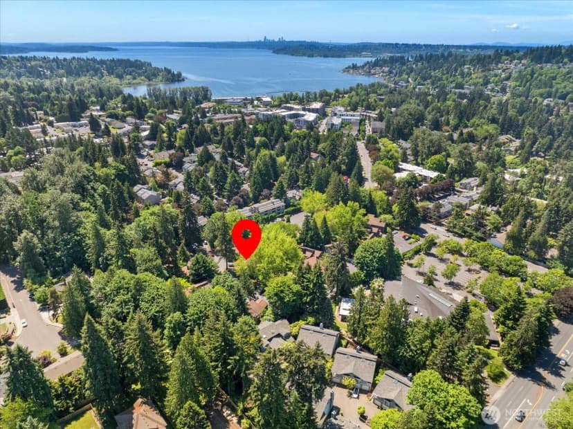 Property photo for 10015 Ne 123rd Street #g-a, Kirkland photo 20