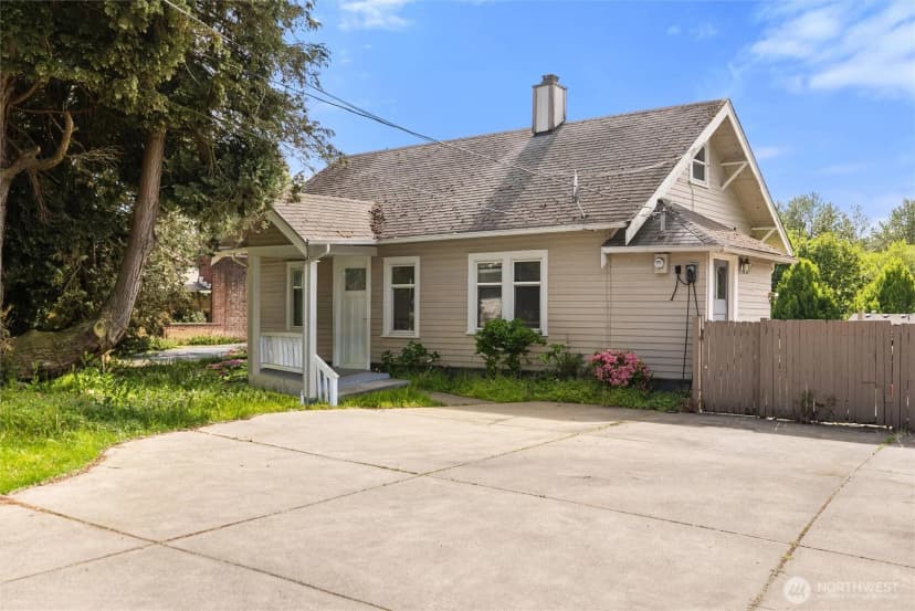 Property photo for 26801 108t Avenue Se, Kent photo 4