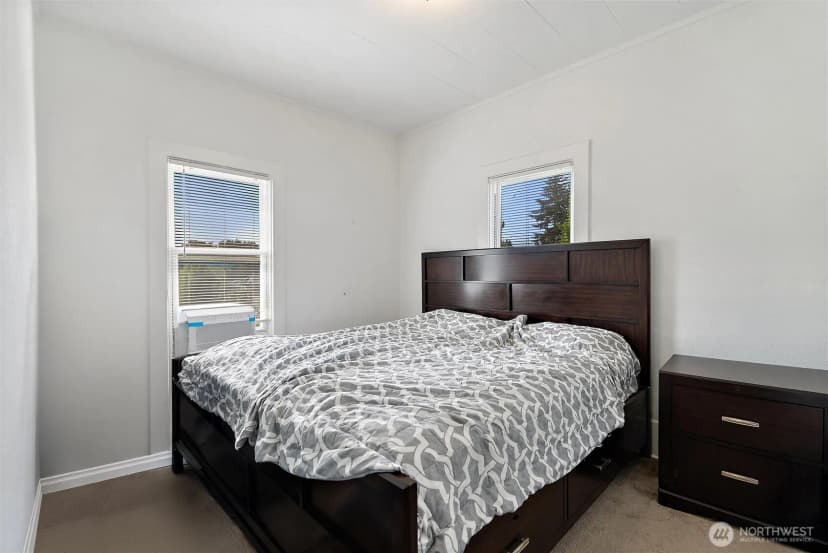 Property photo for 26801 108t Avenue Se, Kent photo 12