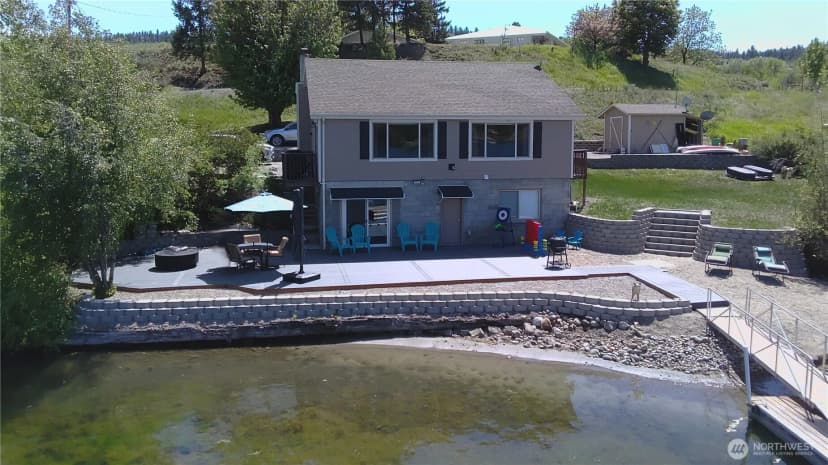 Property photo for 6 Marions Cove Road, Republic