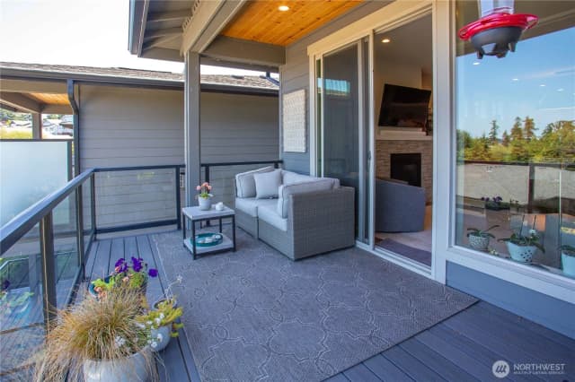 Property photo for 4938 Portalis Way #6, Anacortes photo 5
