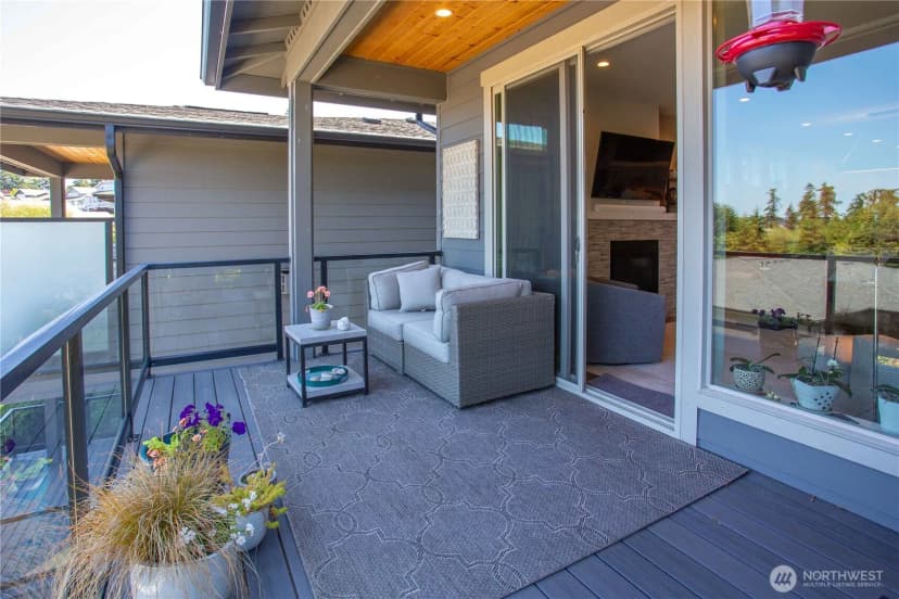Property photo for 4938 Portalis Way #6, Anacortes photo 5