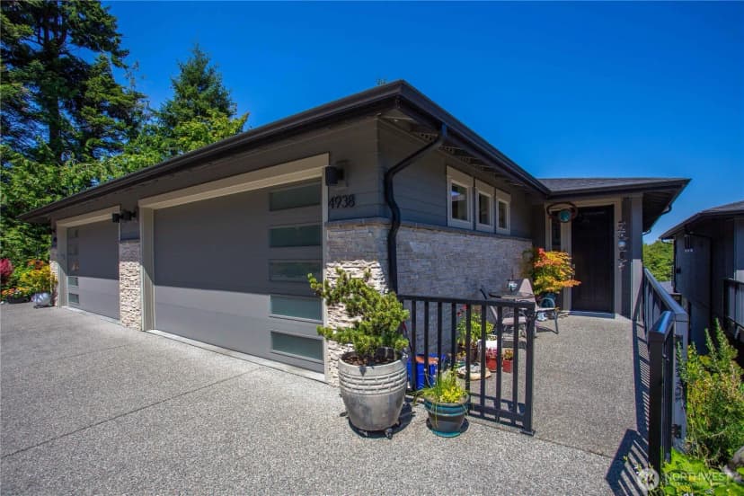 Property photo for 4938 Portalis Way #6, Anacortes