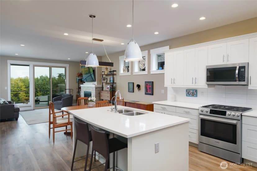 Property photo for 4938 Portalis Way #6, Anacortes photo 10