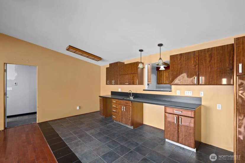 Property photo for 32828 22nd Avenue Sw, Federal Way photo 15