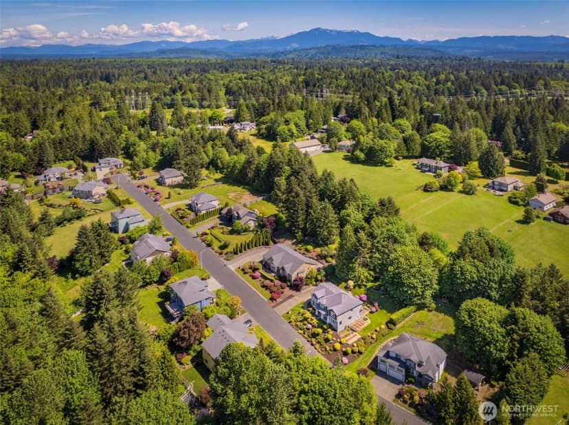 Property photo for 9431 185th Drive Se, Snohomish photo 29