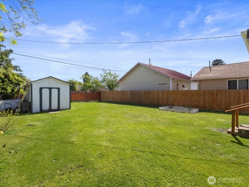Property photo for 3053 Garfield Street, Longview photo 24