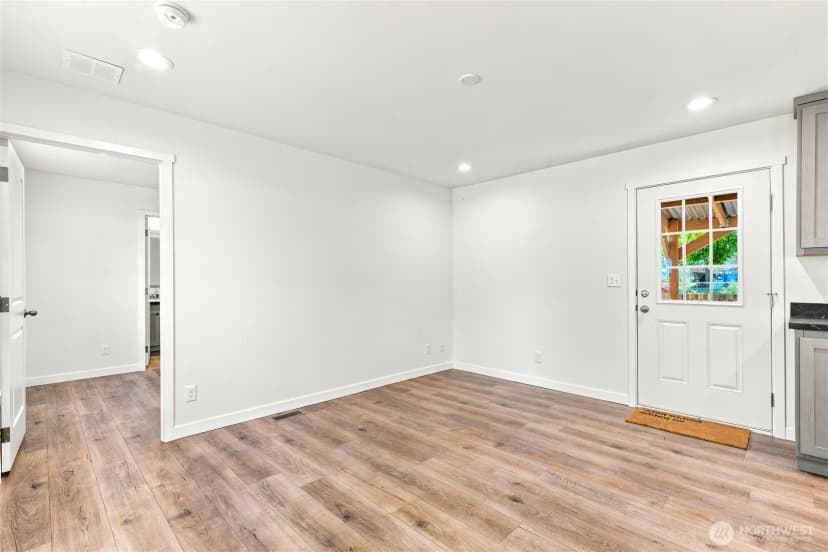 Property photo for 102 Sir Lancelot Way, Castle Rock photo 6