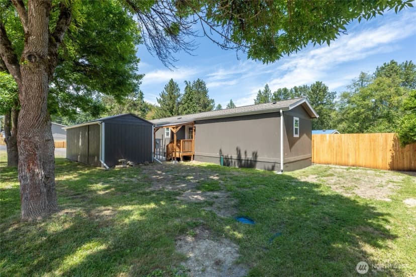 Property photo for 102 Sir Lancelot Way, Castle Rock photo 31