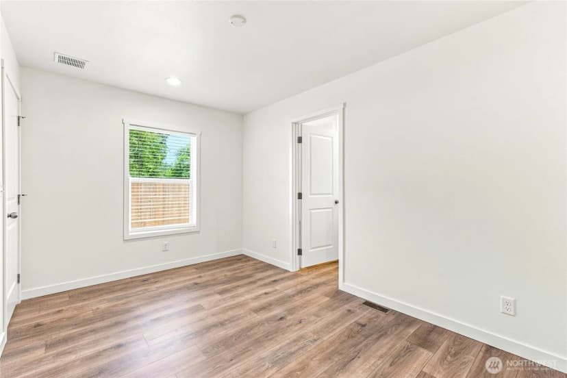 Property photo for 102 Sir Lancelot Way, Castle Rock photo 17