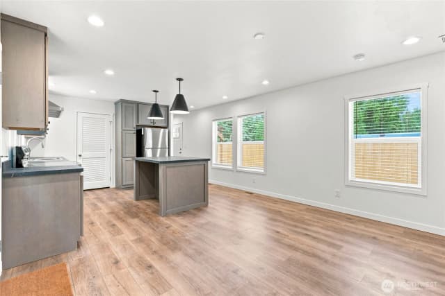 Property photo for 102 Sir Lancelot Way, Castle Rock photo 5