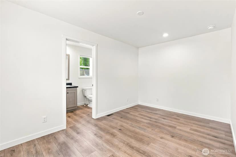 Property photo for 102 Sir Lancelot Way, Castle Rock photo 16