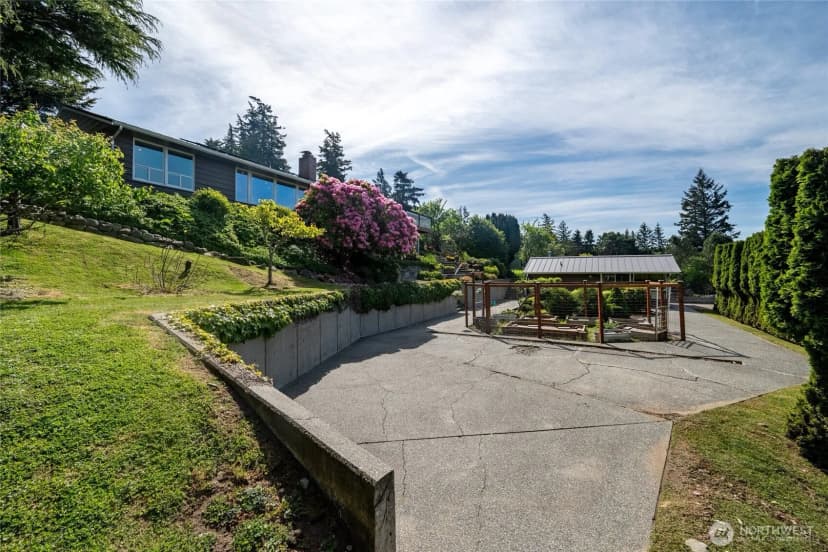 Property photo for 418 Briar Road, Bellingham photo 34