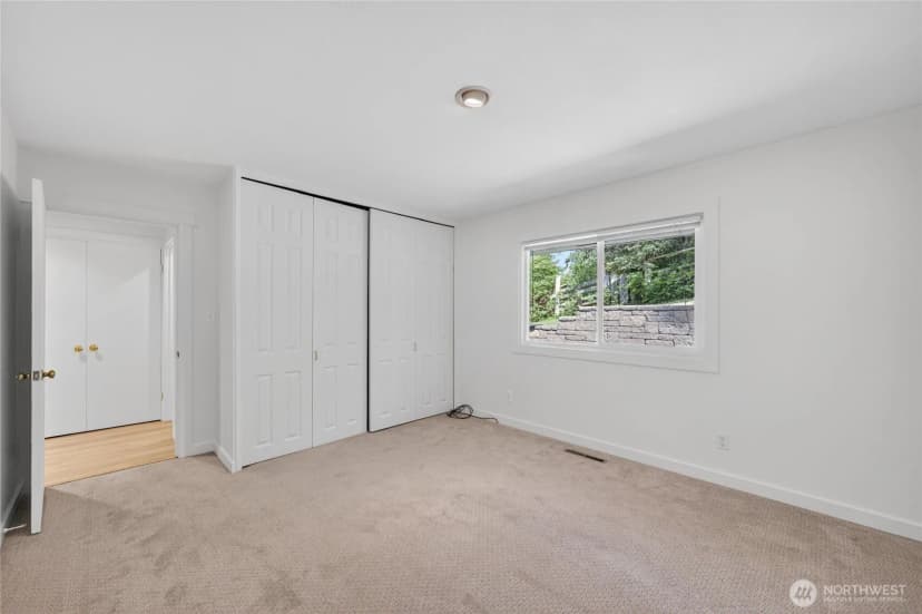 Property photo for 418 Briar Road, Bellingham photo 25