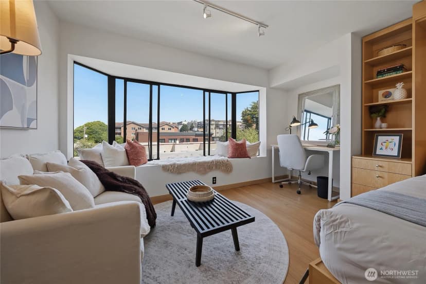 Property photo for 211 Summit Avenue E #405, Seattle photo 4