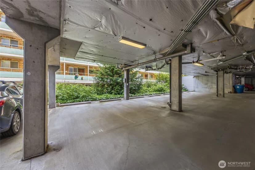 Property photo for 211 Summit Avenue E #405, Seattle photo 29