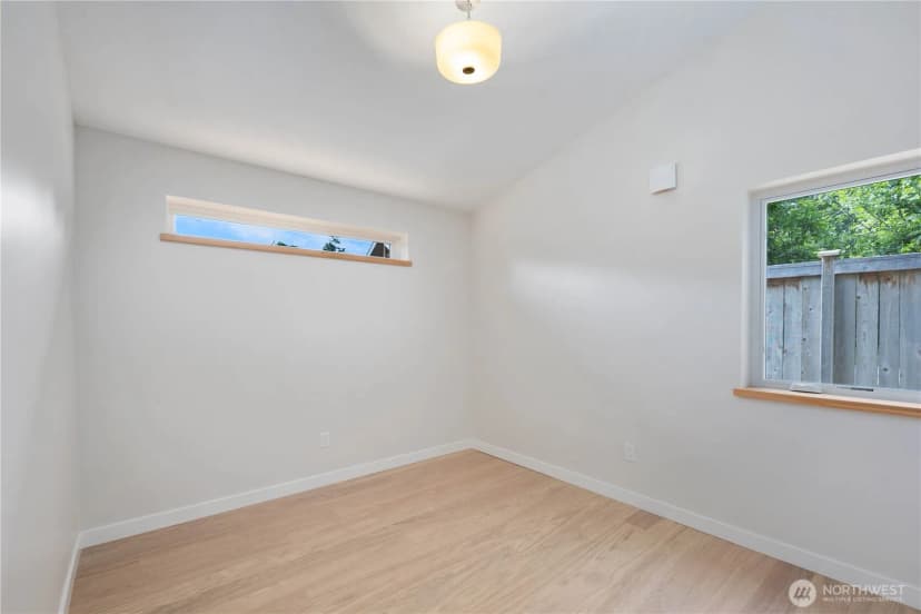 Property photo for 8623 30th Avenue Sw, Seattle photo 5