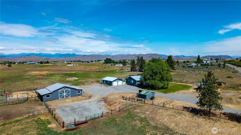 Property photo for 225 Robinson Canyon Road, Omak photo 6