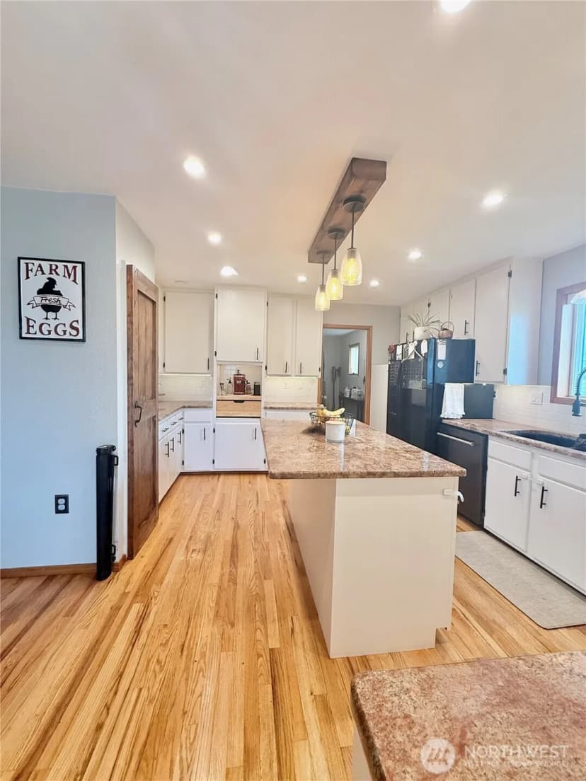 Property photo for 225 Robinson Canyon Road, Omak photo 17