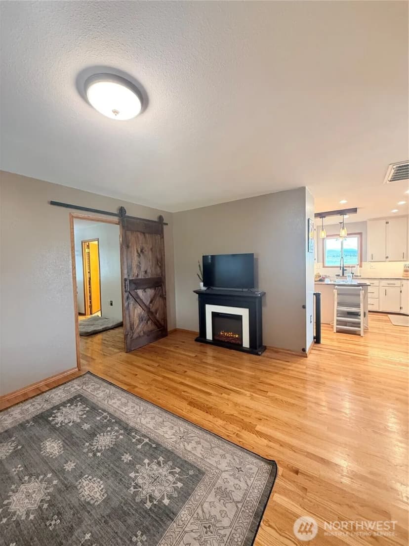 Property photo for 225 Robinson Canyon Road, Omak photo 15
