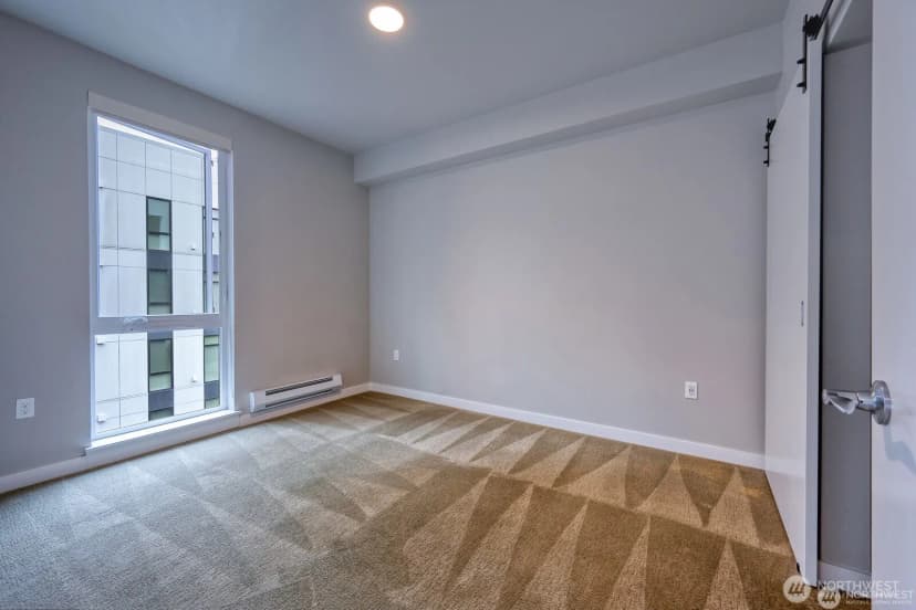 Property photo for 1085 103rd Avenue Ne #526, Bellevue photo 10