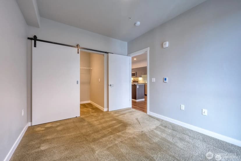Property photo for 1085 103rd Avenue Ne #526, Bellevue photo 12